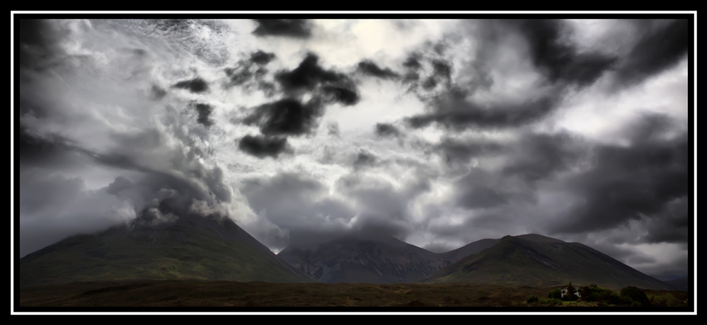 Scotland 2010   2572   Y    MG 7451B s